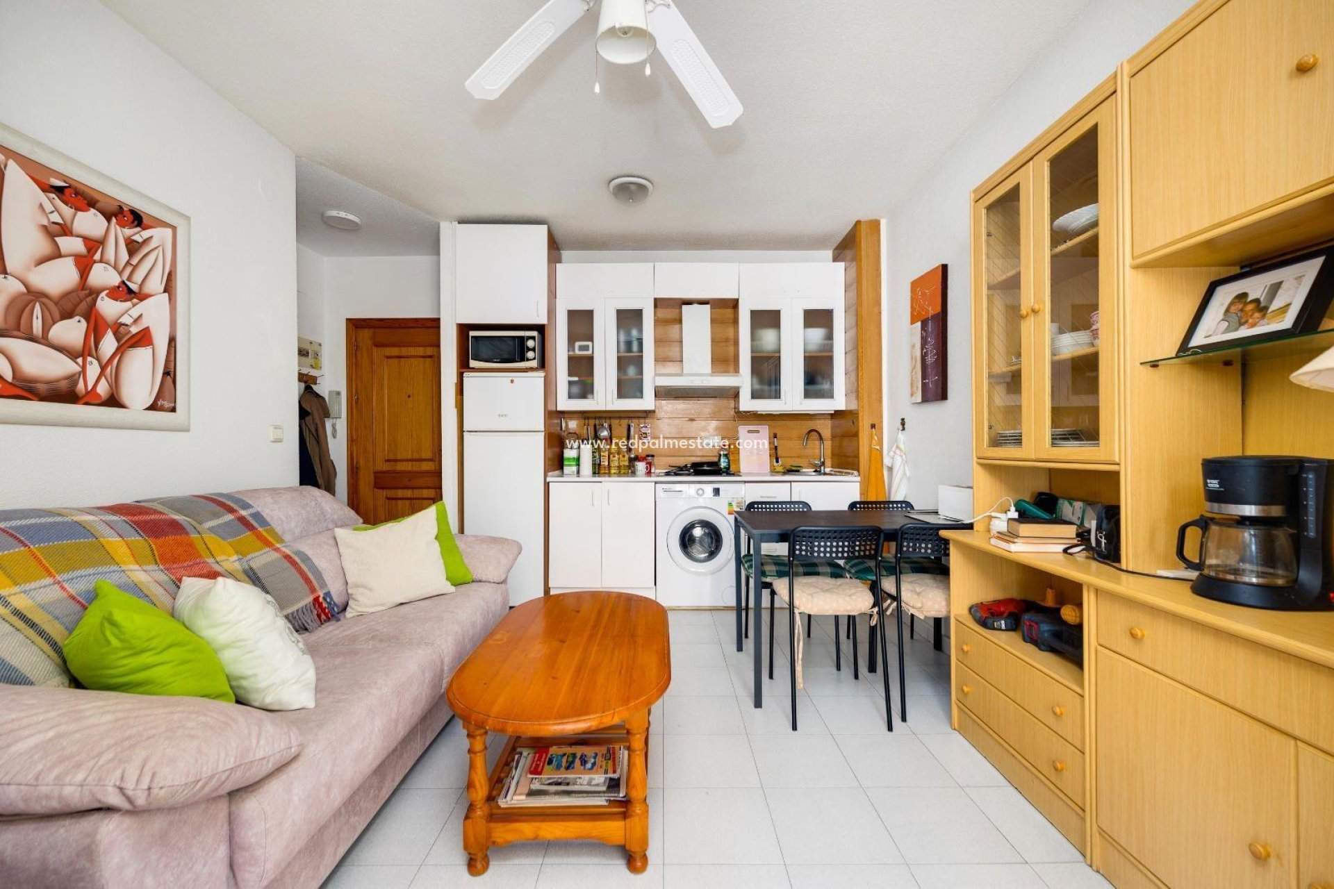 Resale - Apartment -
Torrevieja - Centro Torrevieja