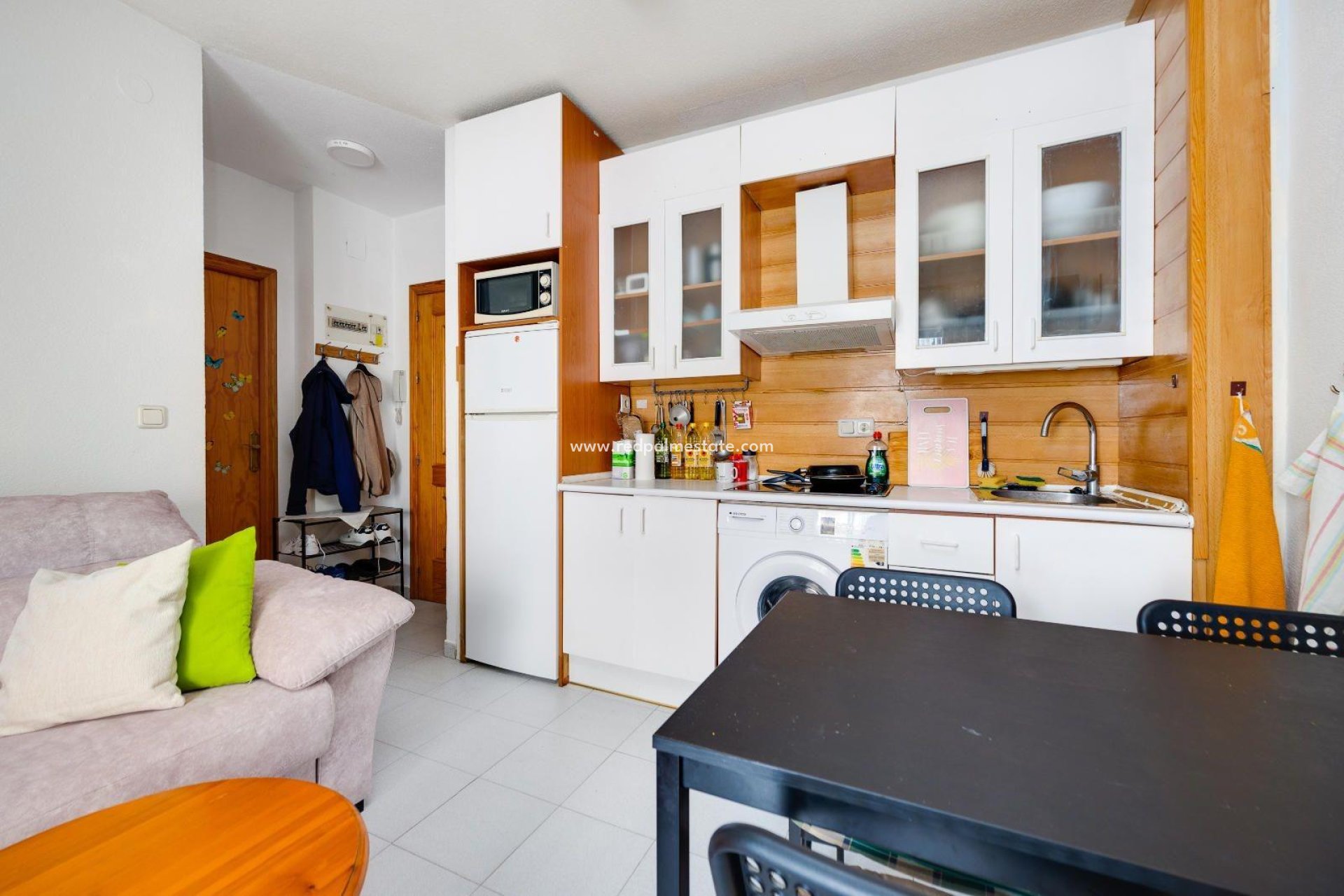 Resale - Apartment -
Torrevieja - Centro Torrevieja