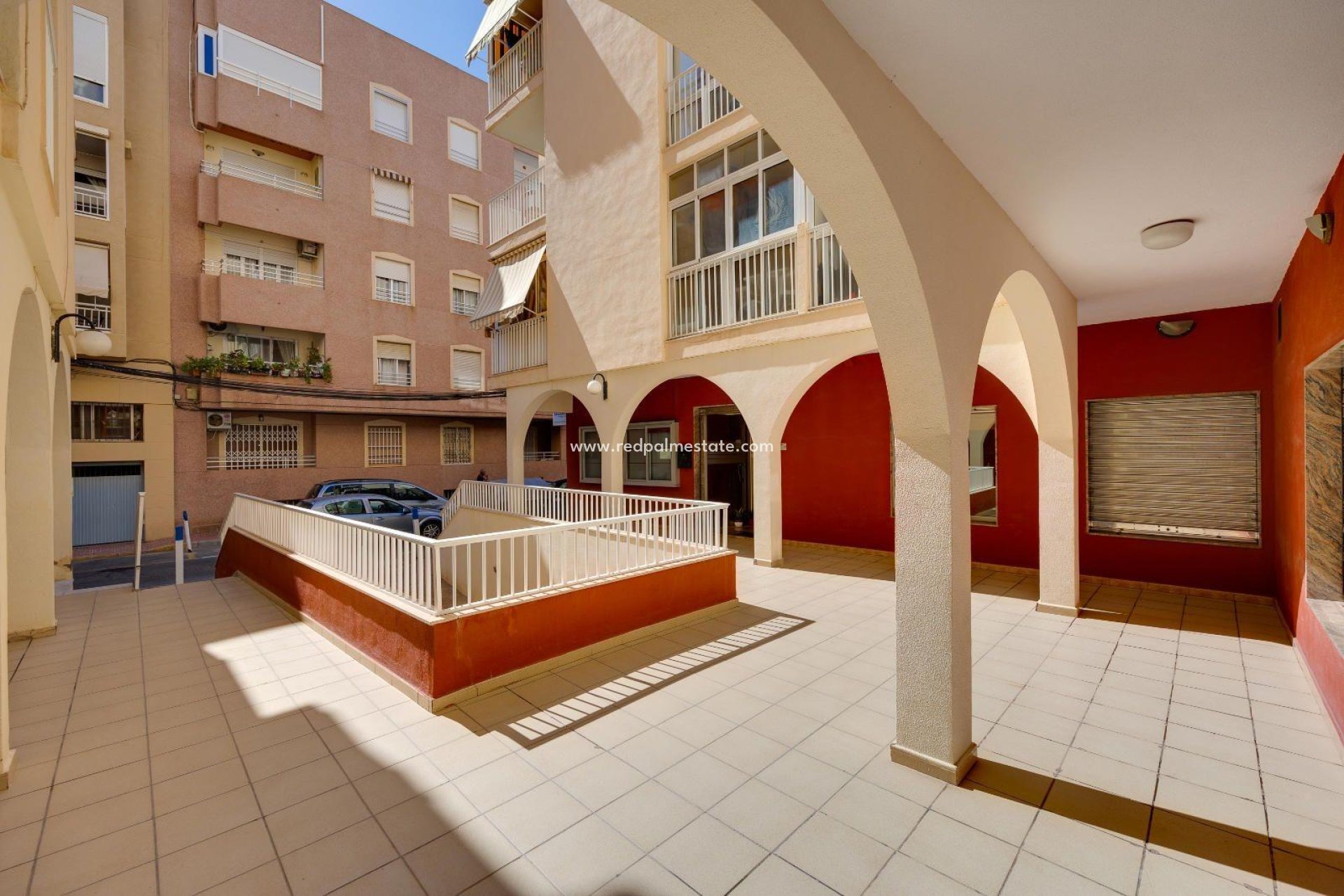 Resale - Apartment -
Torrevieja - Centro Torrevieja