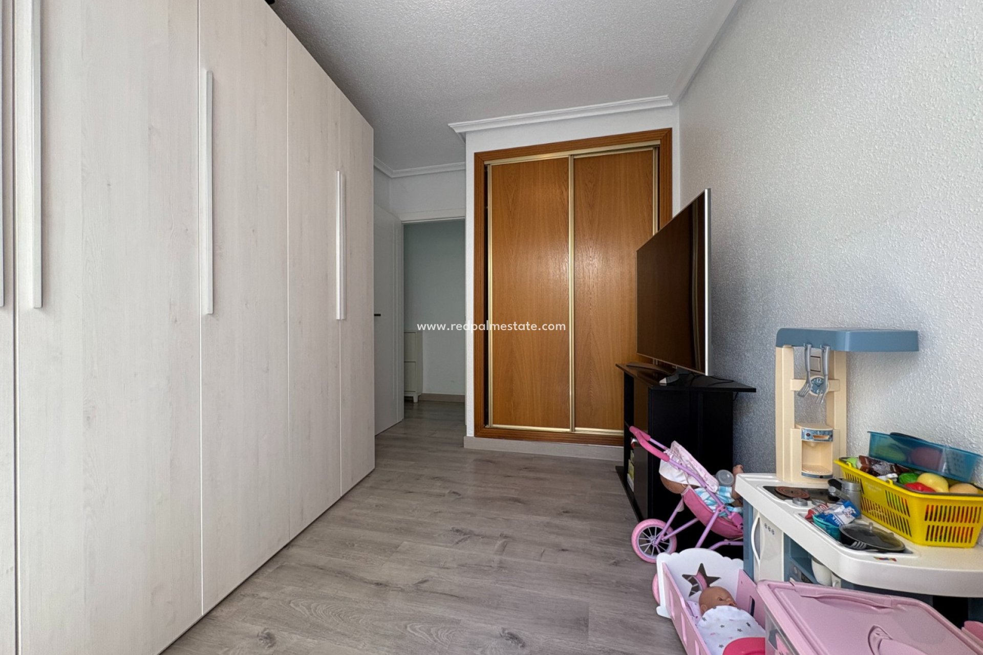 Resale - Apartment -
Torrevieja - Centro Torrevieja