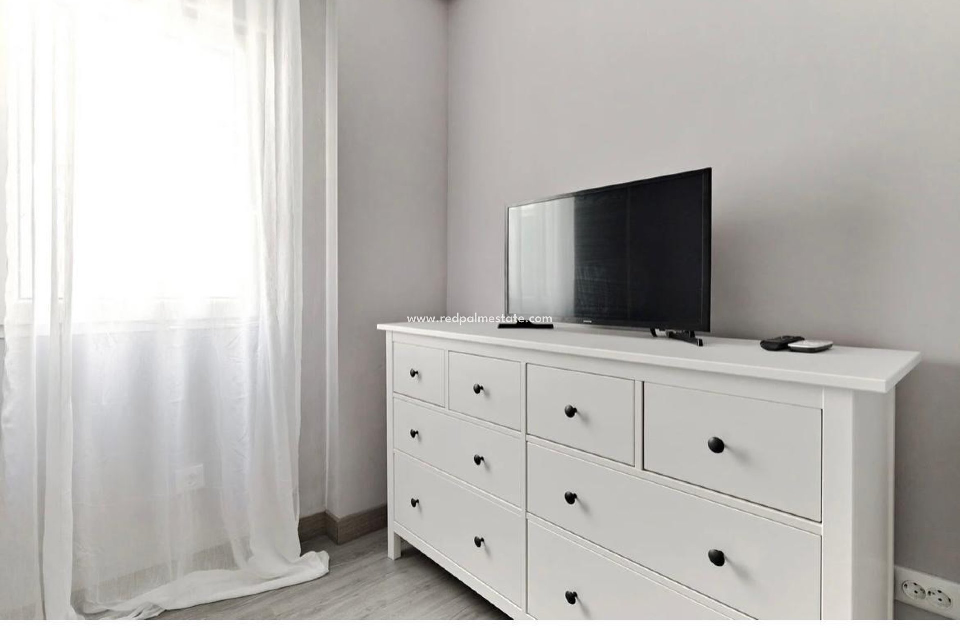 Resale - Apartment -
Torrevieja - Centro Torrevieja