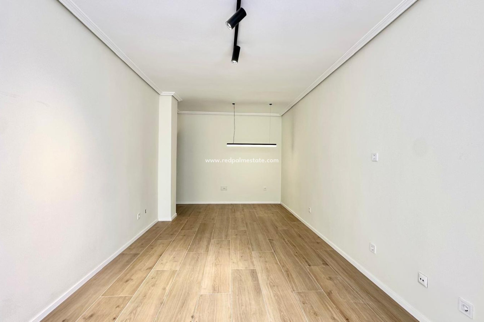 Resale - Apartment -
Torrevieja - Centro Torrevieja