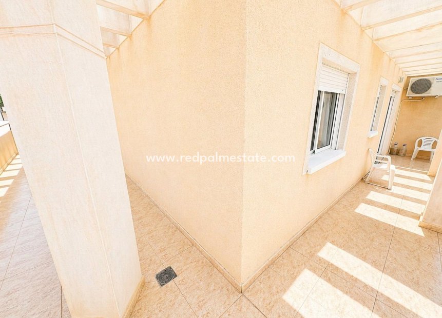 Resale - Apartment -
Torrevieja - Centro Torrevieja
