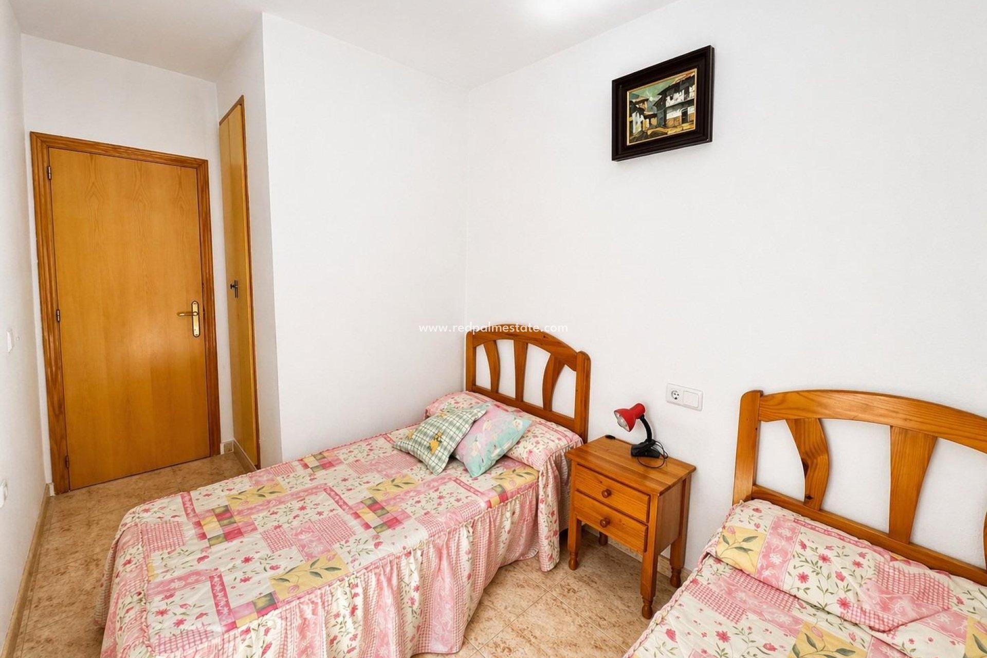 Resale - Apartment -
Torrevieja - Centro Torrevieja