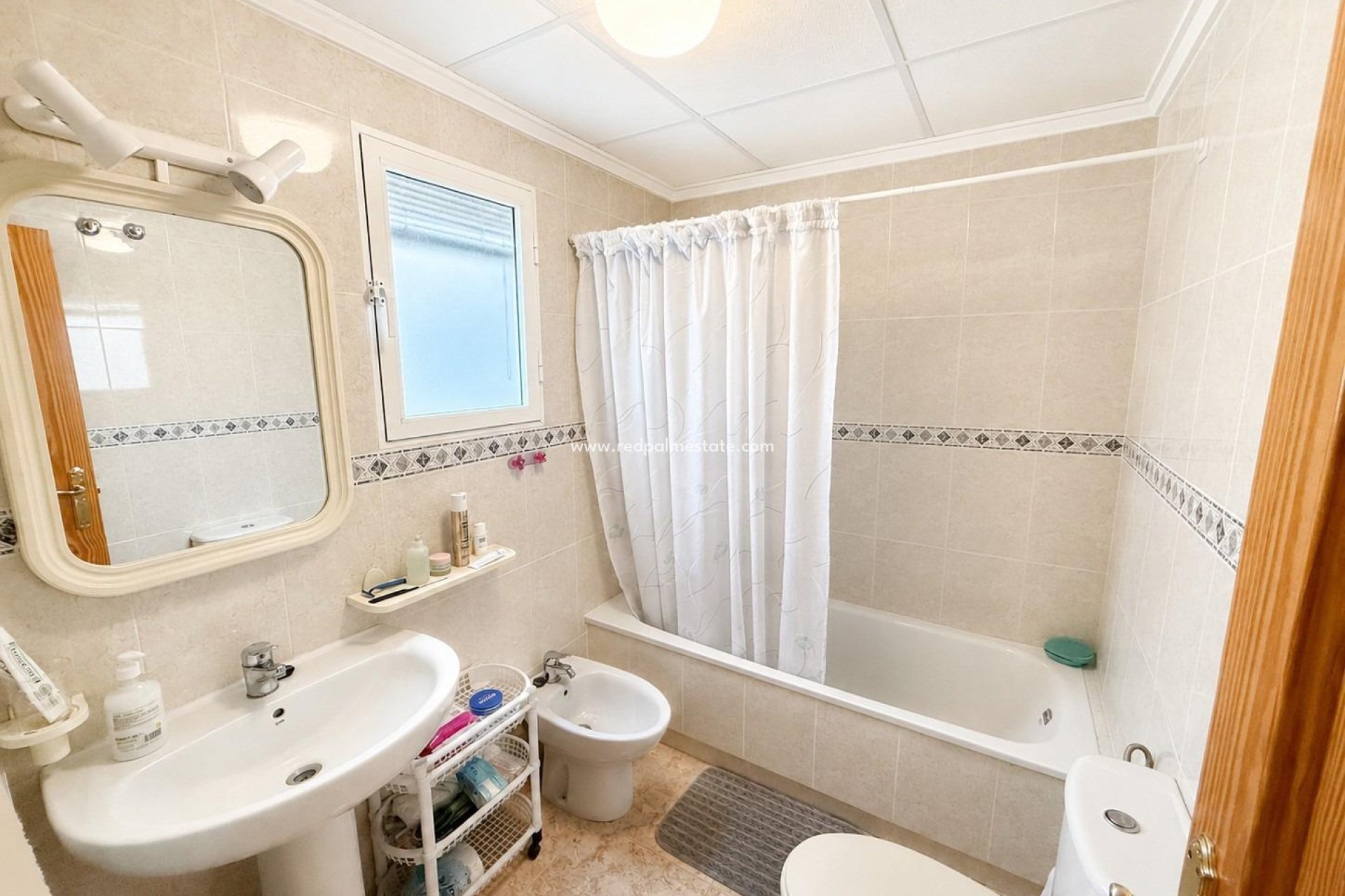 Resale - Apartment -
Torrevieja - Centro Torrevieja