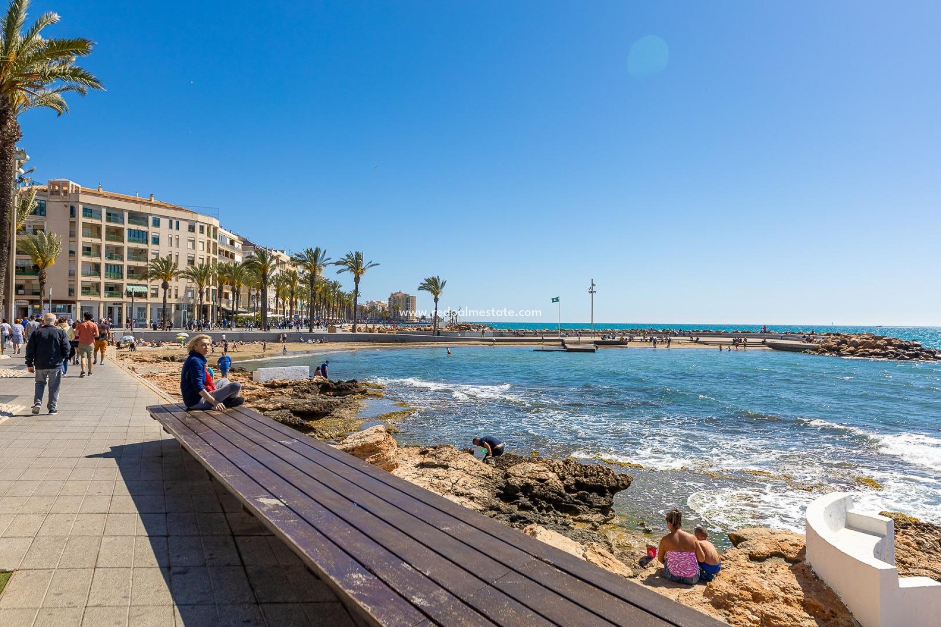 Resale - Apartment -
Torrevieja - Centro Torrevieja