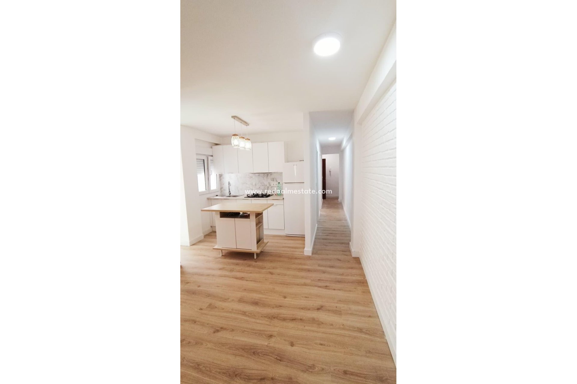 Resale - Apartment -
Torrevieja - Centro Torrevieja