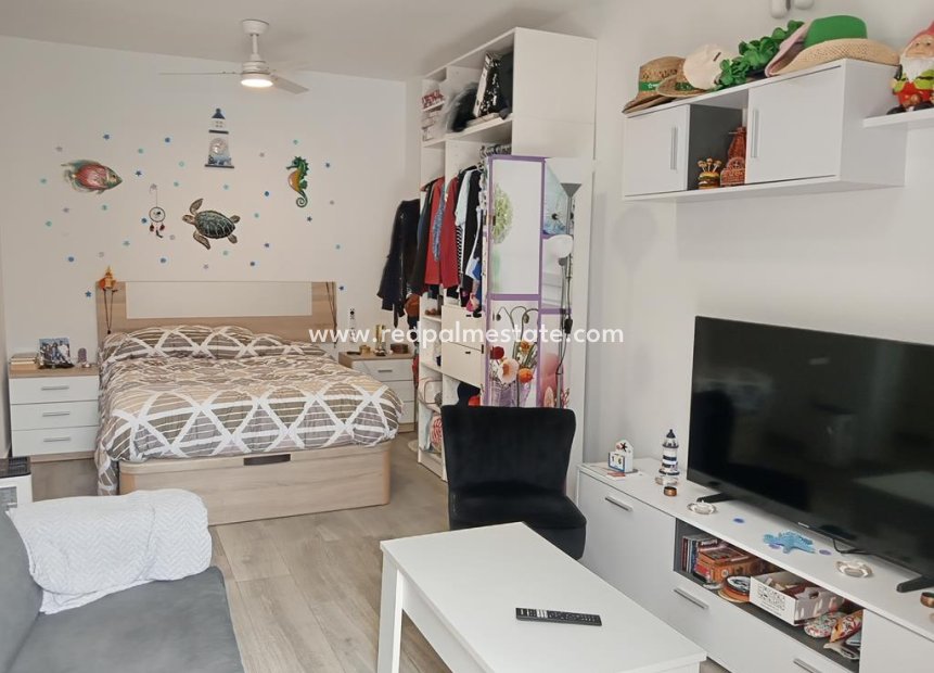 Resale - Apartment -
Torrevieja - Centro Torrevieja