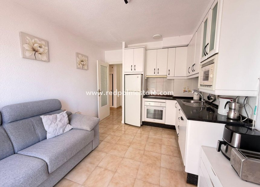 Resale - Apartment -
Torrevieja - Centro Torrevieja