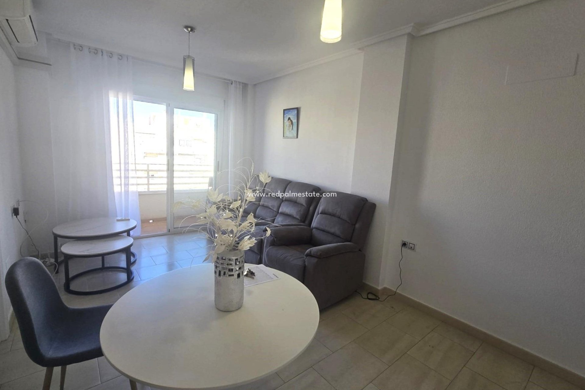 Resale - Apartment -
Torrevieja - Centro Torrevieja