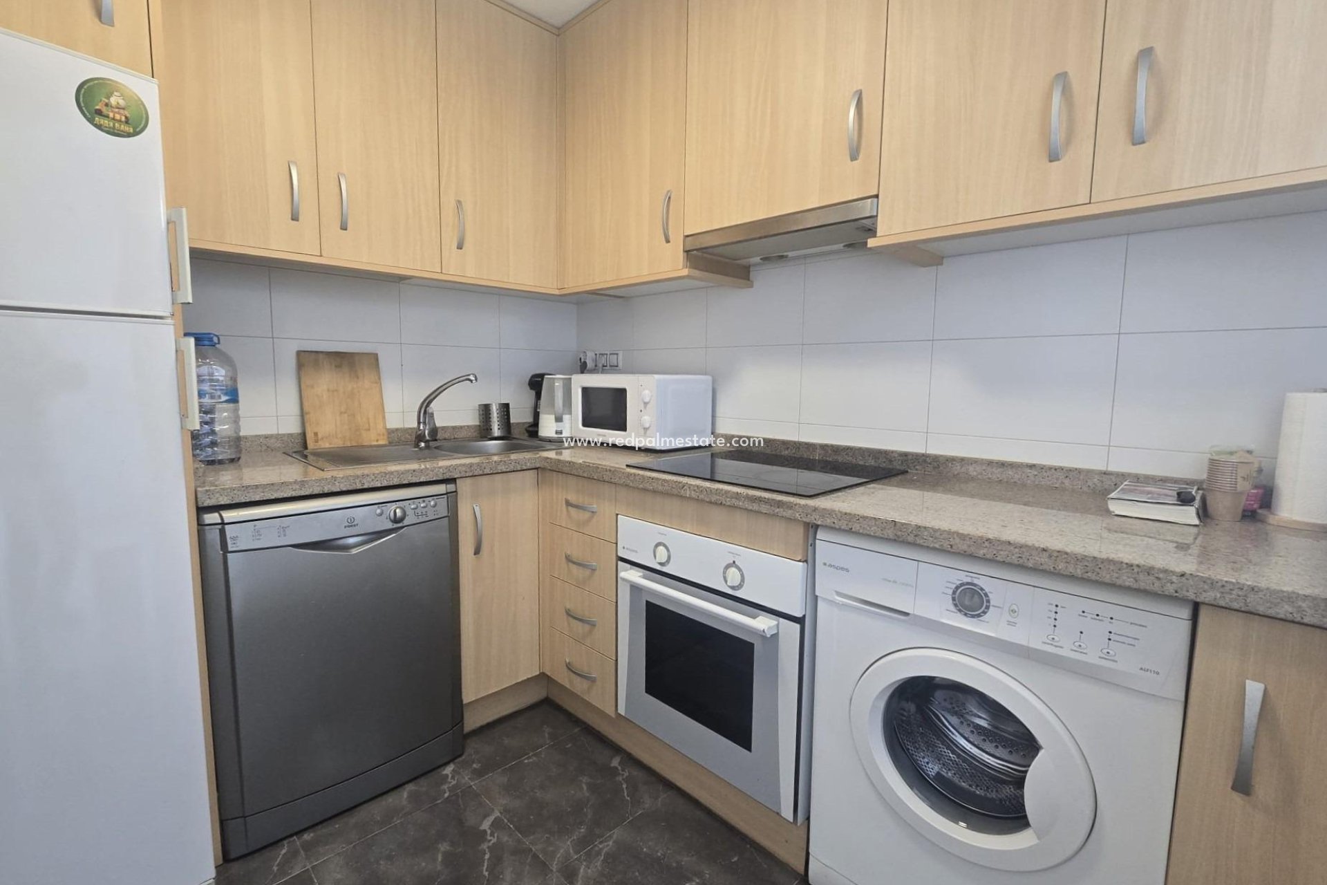 Resale - Apartment -
Torrevieja - Centro Torrevieja