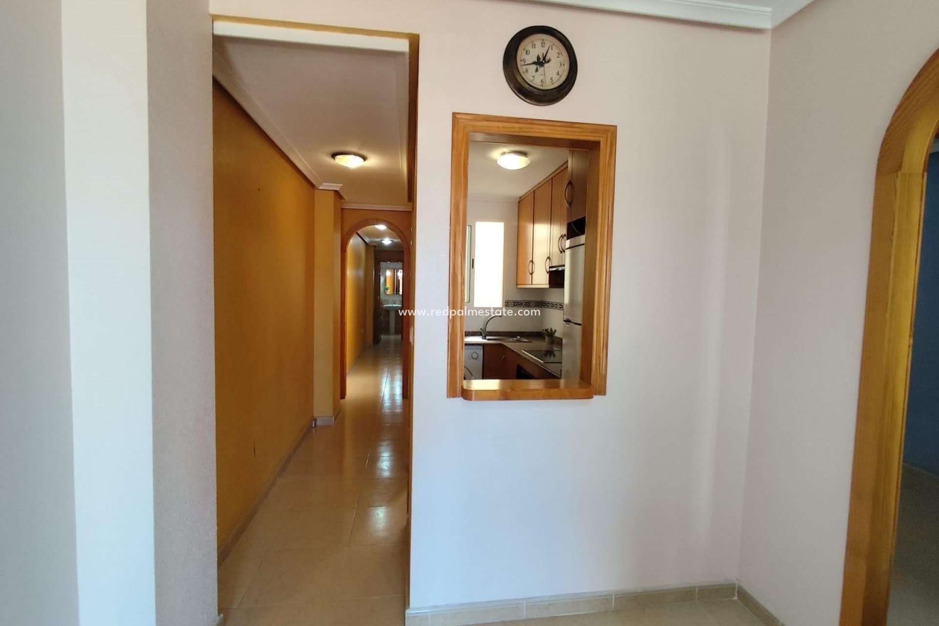 Resale - Apartment -
Torrevieja - Centro Torrevieja
