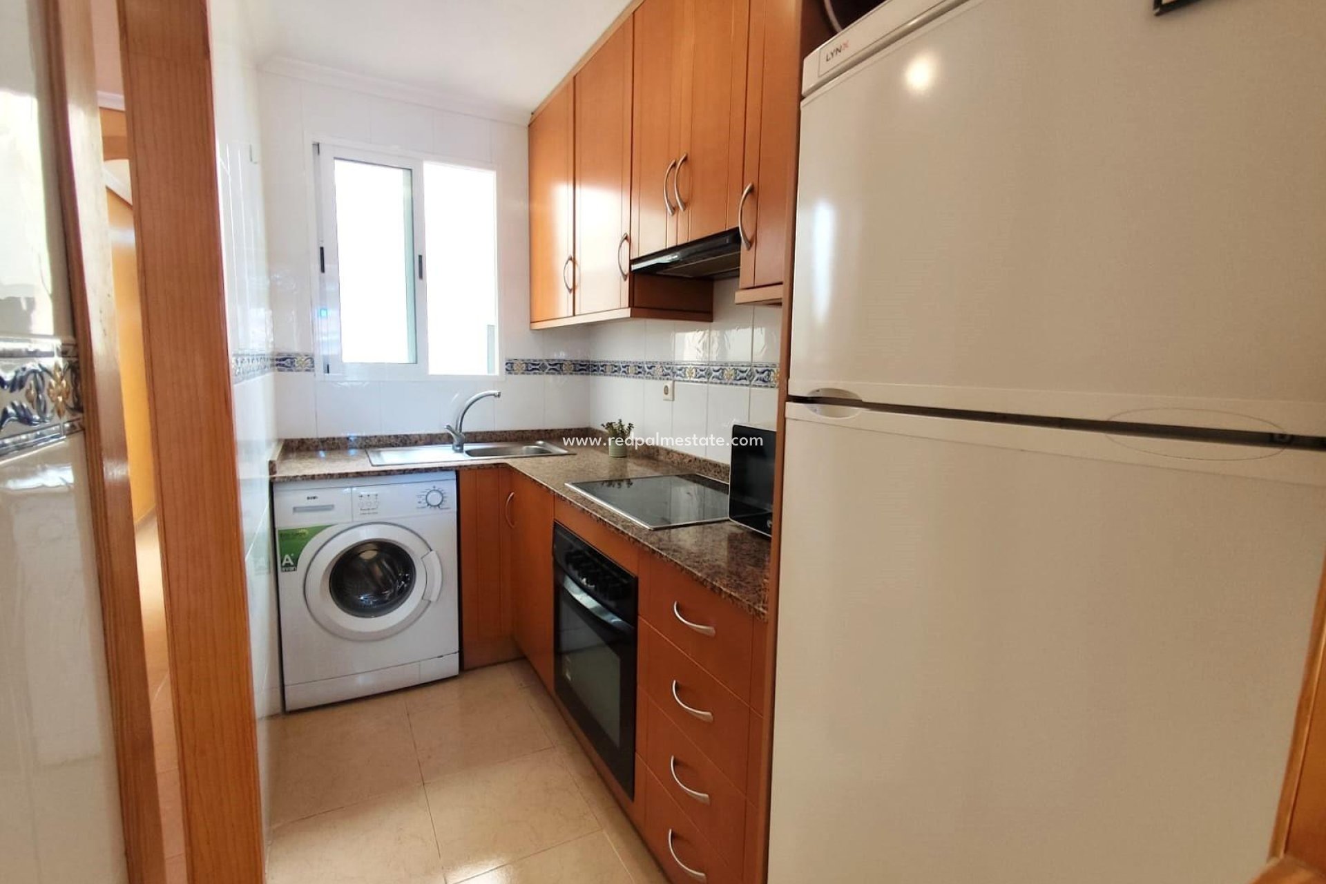 Resale - Apartment -
Torrevieja - Centro Torrevieja