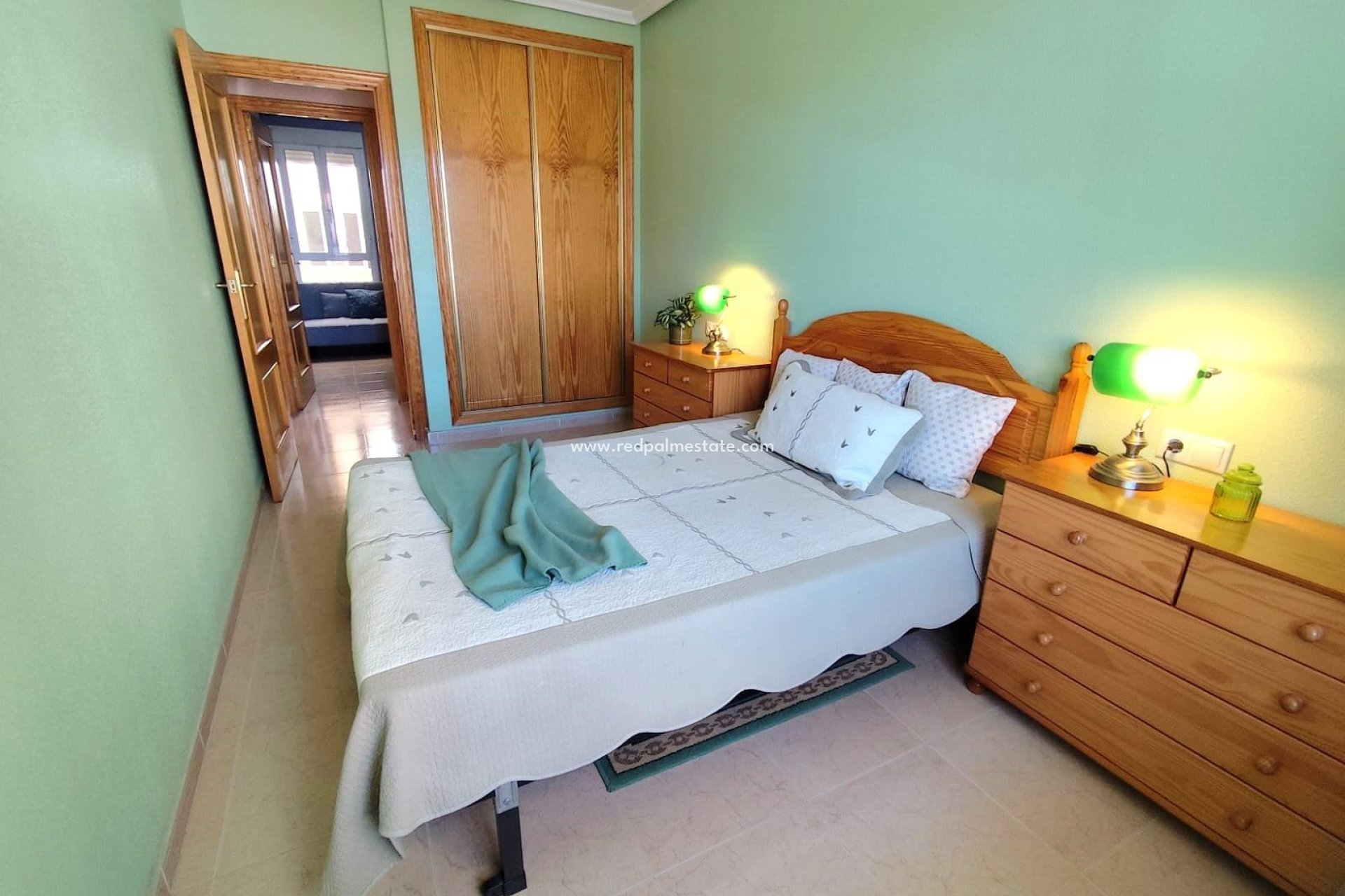 Resale - Apartment -
Torrevieja - Centro Torrevieja