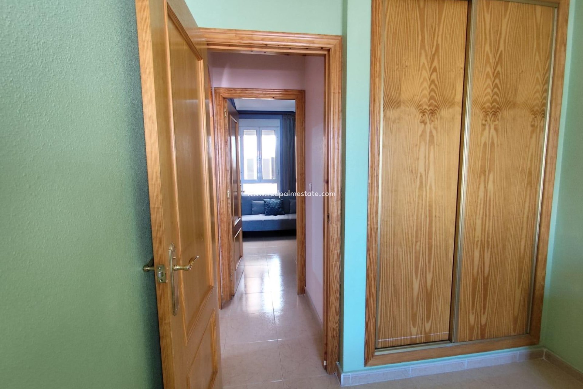 Resale - Apartment -
Torrevieja - Centro Torrevieja