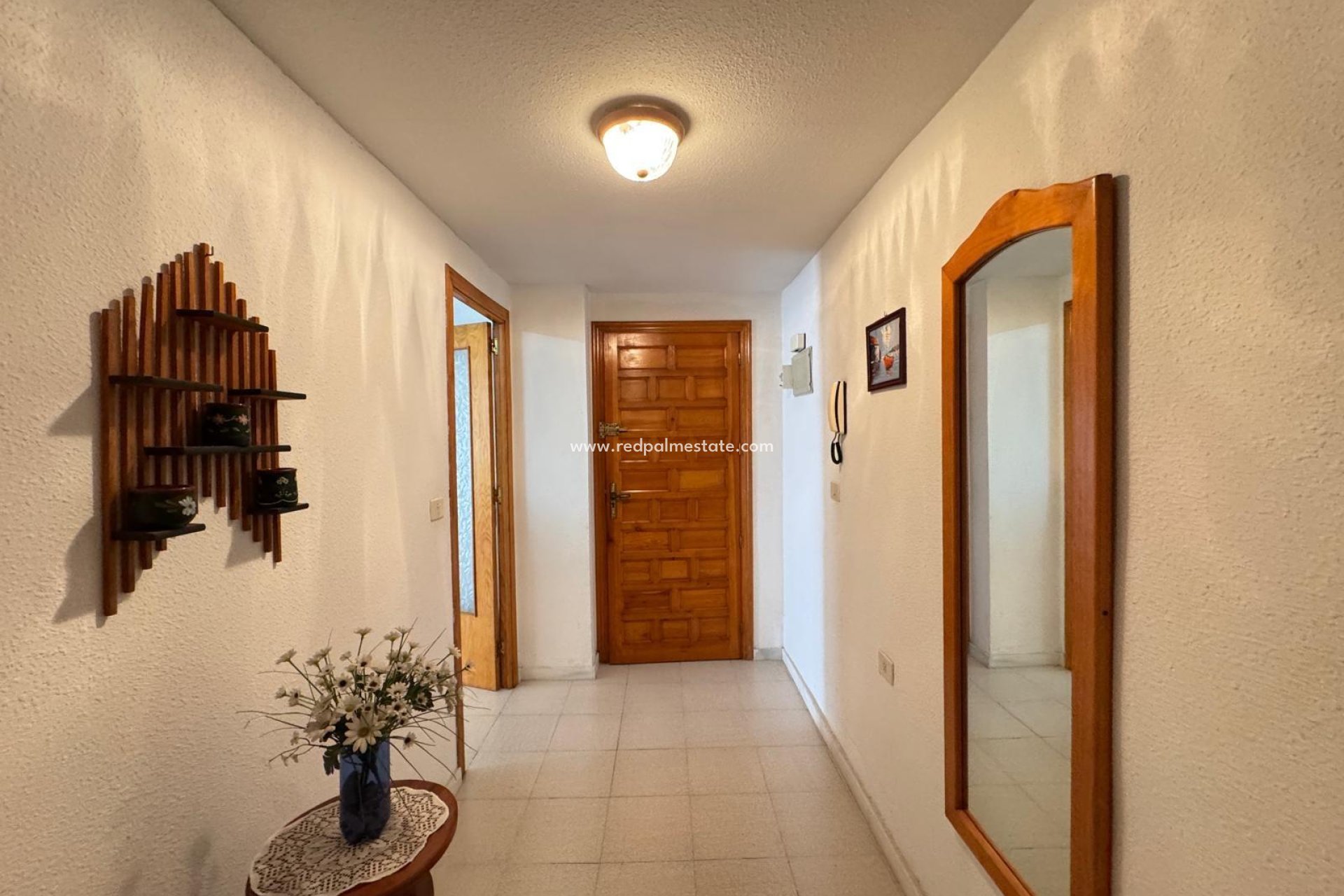 Resale - Apartment -
Torrevieja - Centro Torrevieja