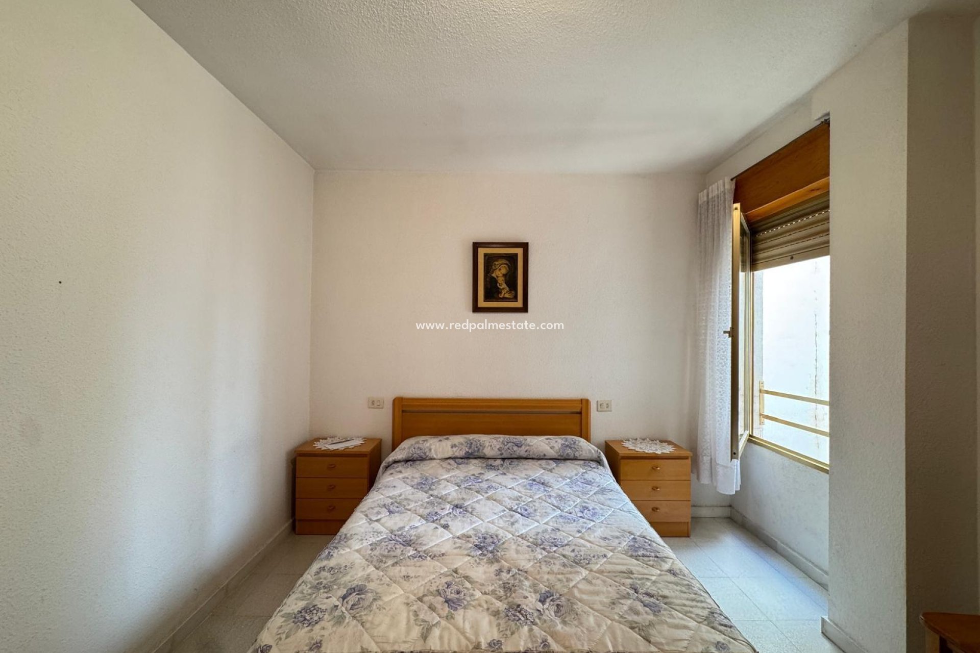 Resale - Apartment -
Torrevieja - Centro Torrevieja