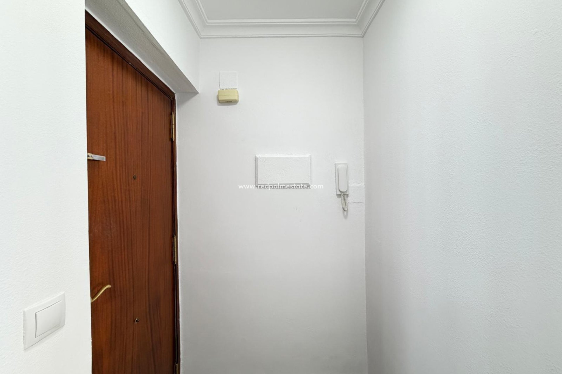 Resale - Apartment -
Torrevieja - Centro Torrevieja