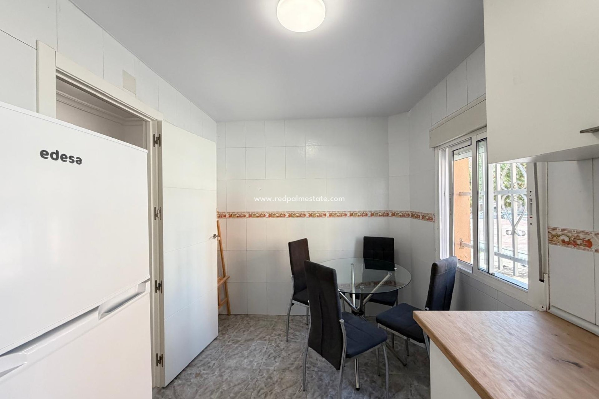 Resale - Apartment -
Torrevieja - Centro Torrevieja