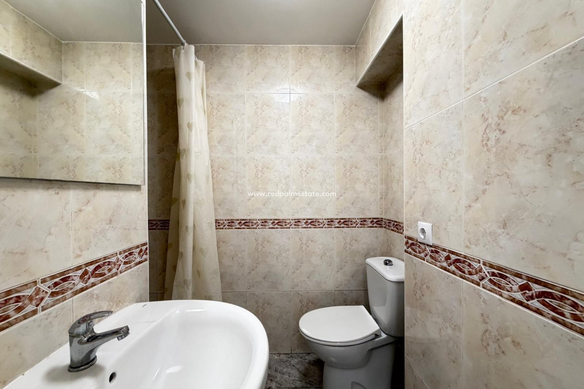 Resale - Apartment -
Torrevieja - Centro Torrevieja