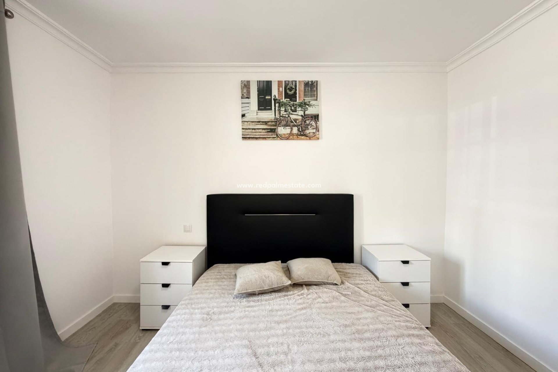 Resale - Apartment -
Torrevieja - Centro Torrevieja