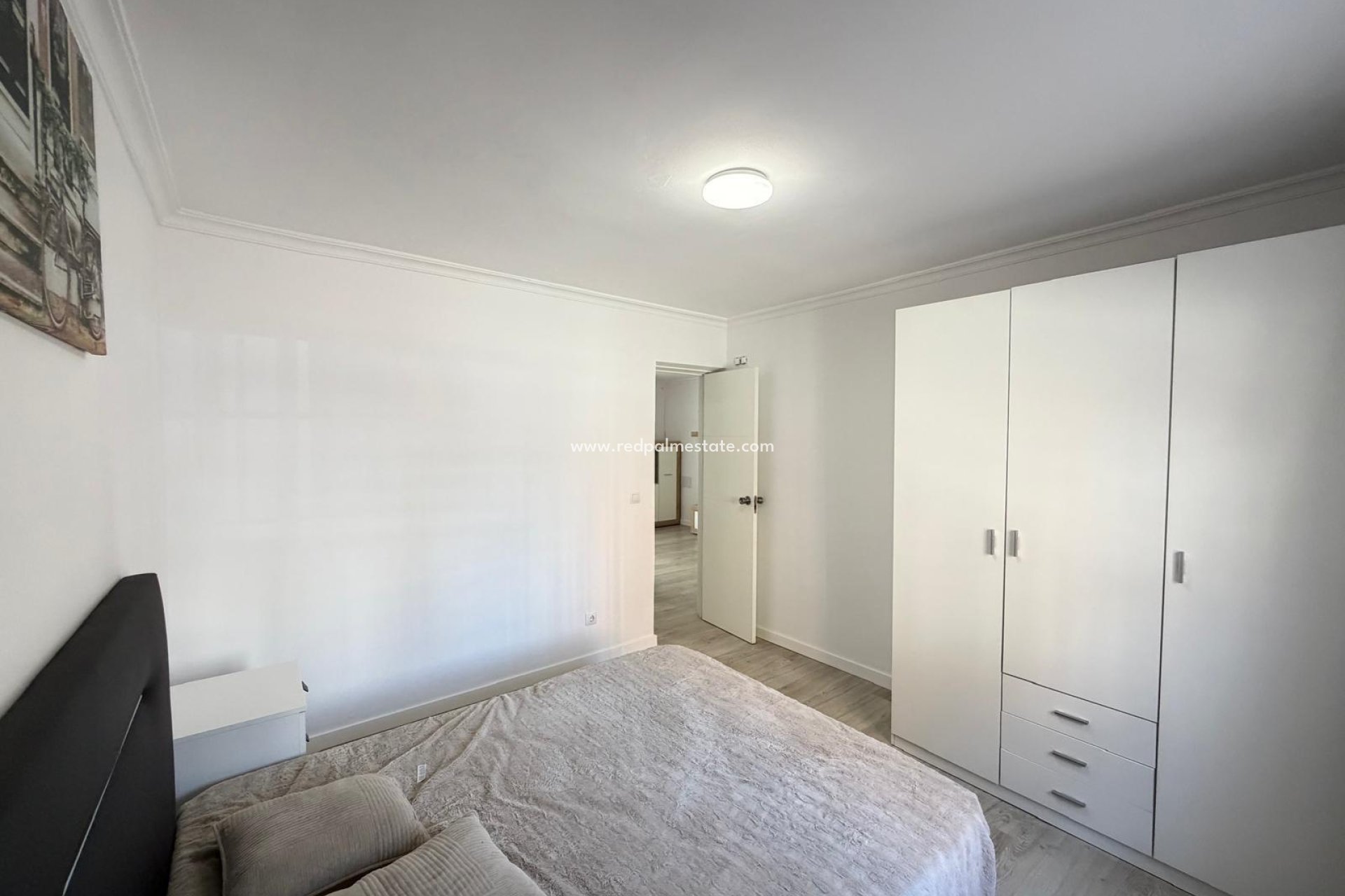 Resale - Apartment -
Torrevieja - Centro Torrevieja