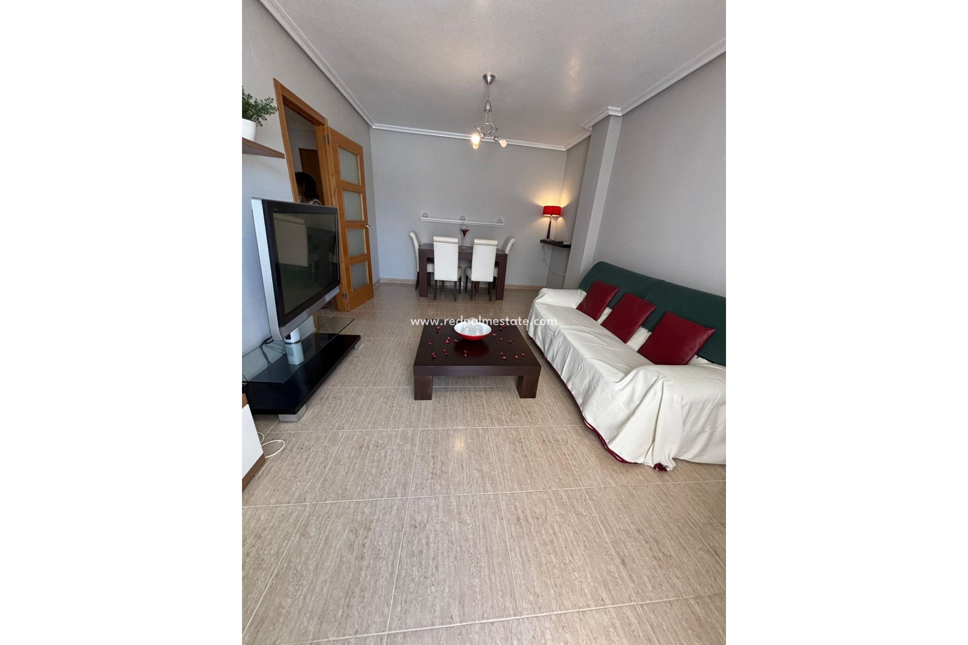 Resale - Apartment -
Torrevieja - Centro Torrevieja
