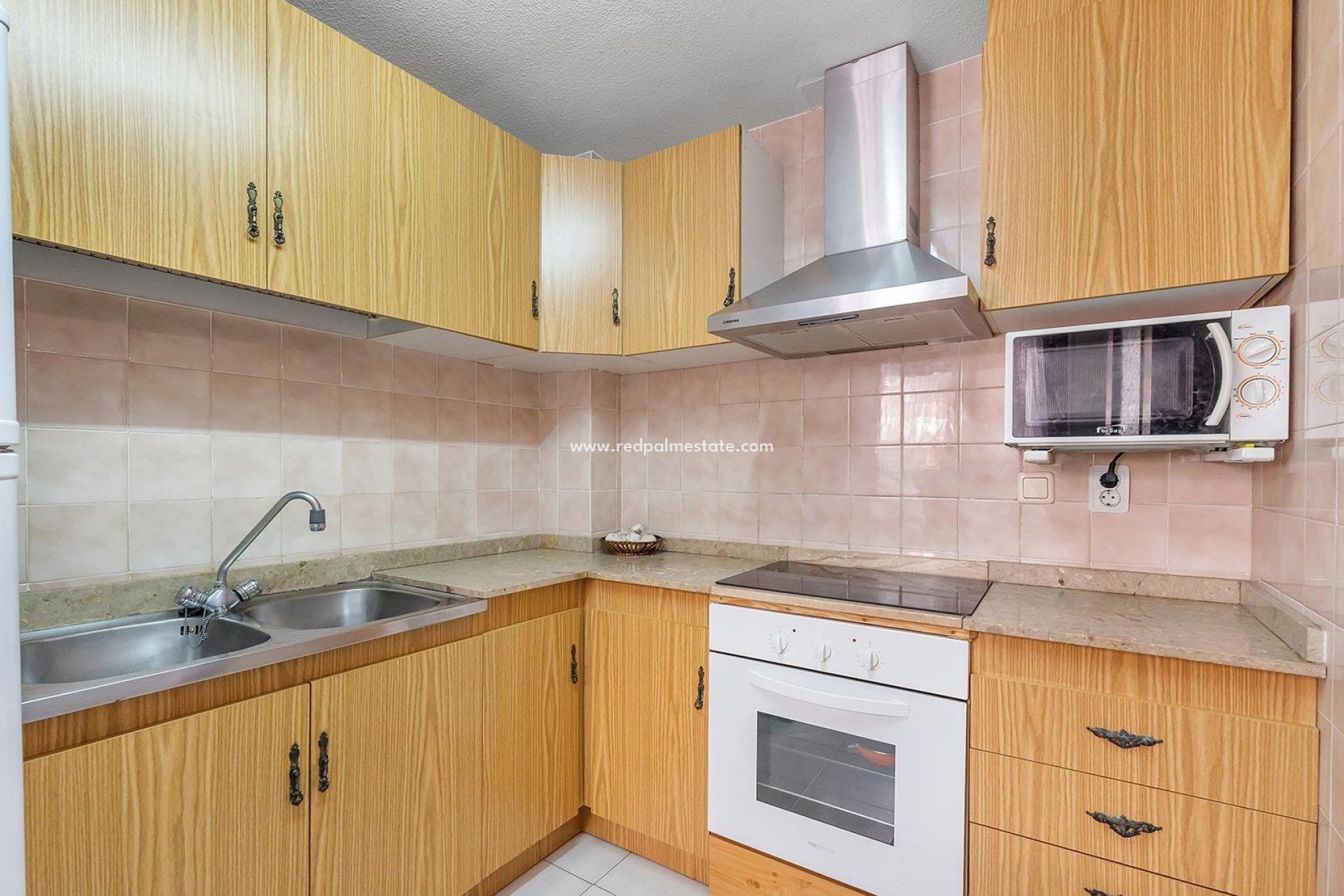 Resale - Apartment -
Torrevieja - Centro Torrevieja