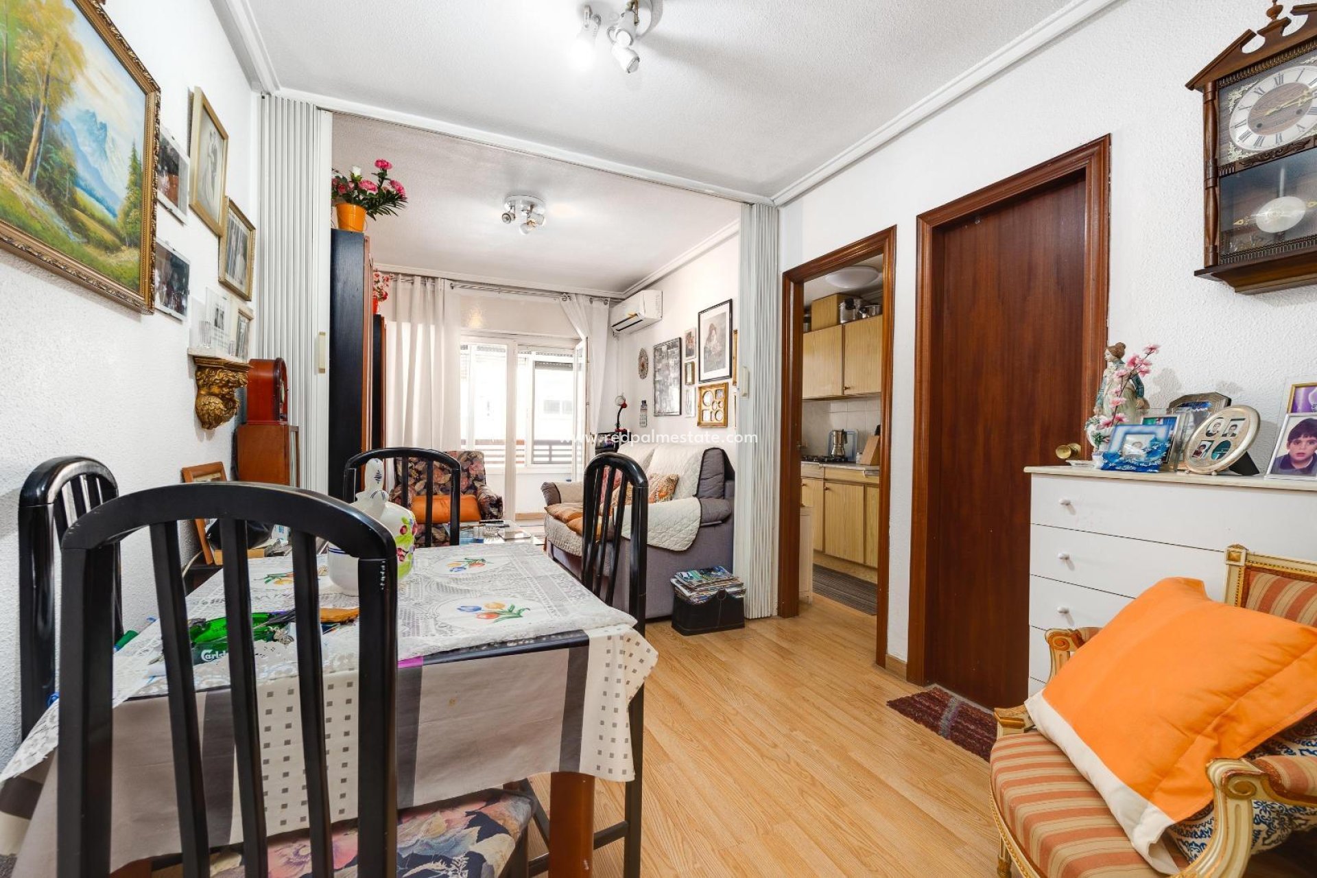 Resale - Apartment -
Torrevieja - Centro Torrevieja