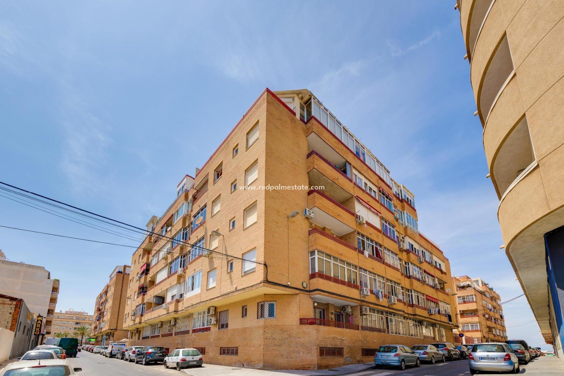 Resale - Apartment -
Torrevieja - Centro Torrevieja