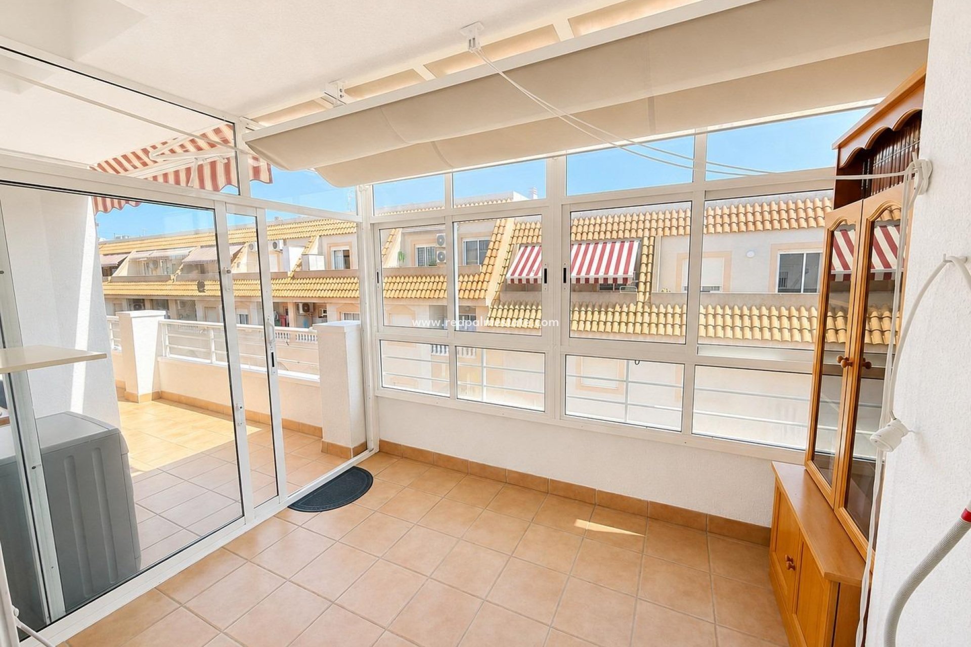 Resale - Apartment -
Torrevieja - Centro Torrevieja