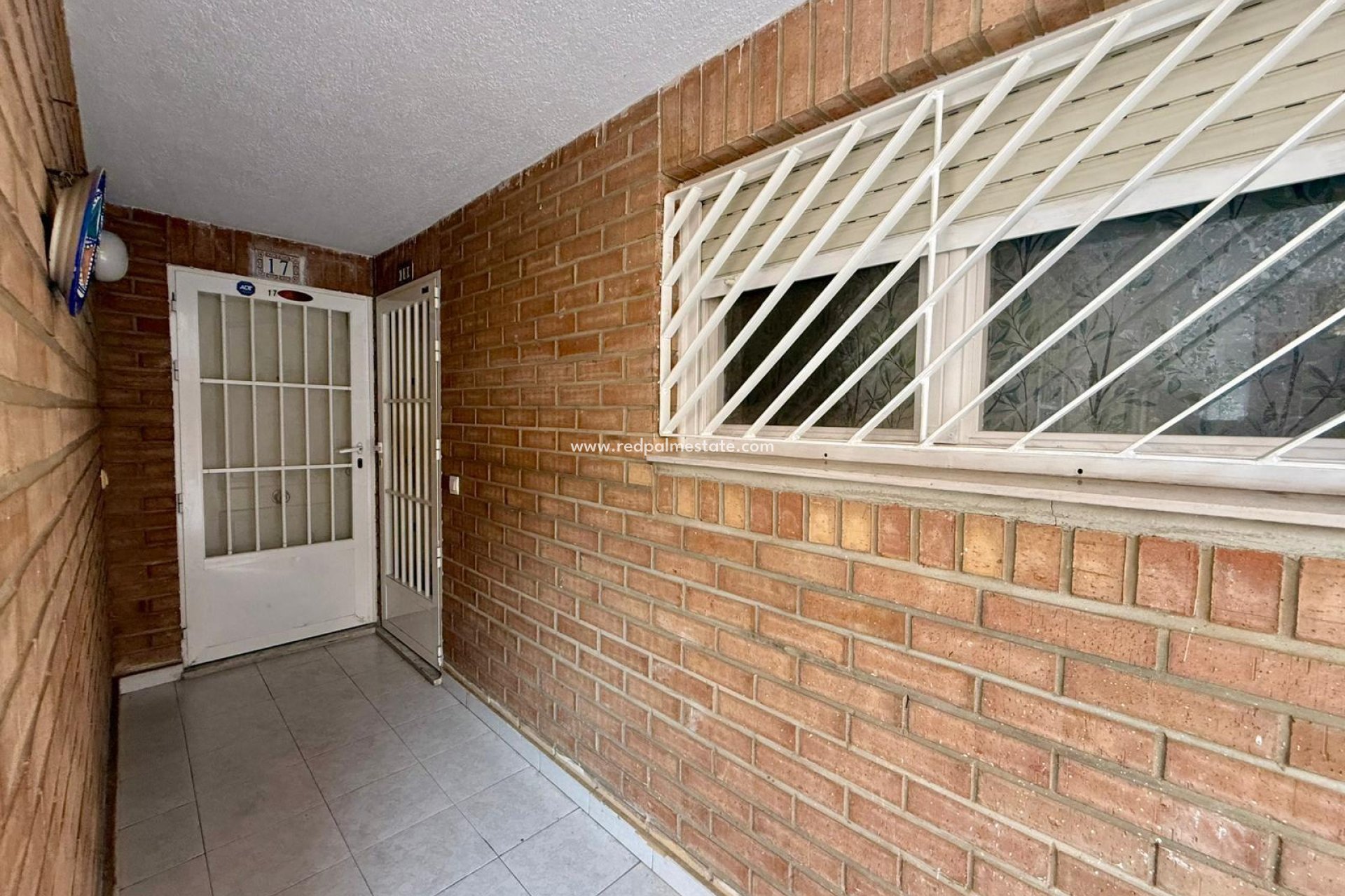 Resale - Apartment -
Torrevieja - Centro Torrevieja