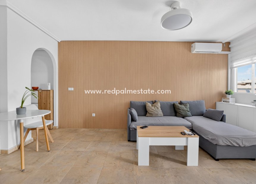 Resale - Apartment -
Torrevieja - Centro