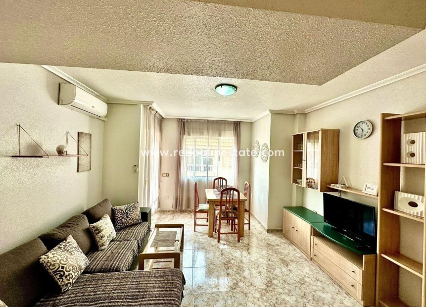 Resale - Apartment -
Torrevieja - Centro