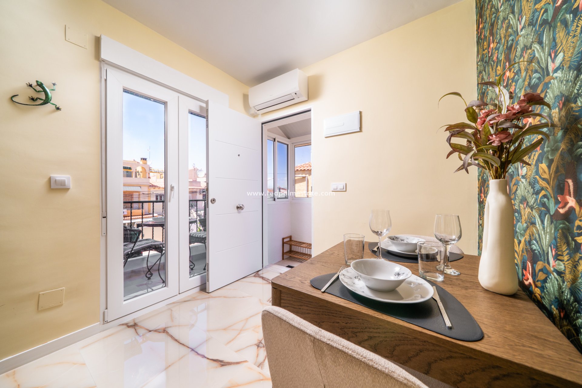 Resale - Apartment -
Torrevieja - Costa Blanca