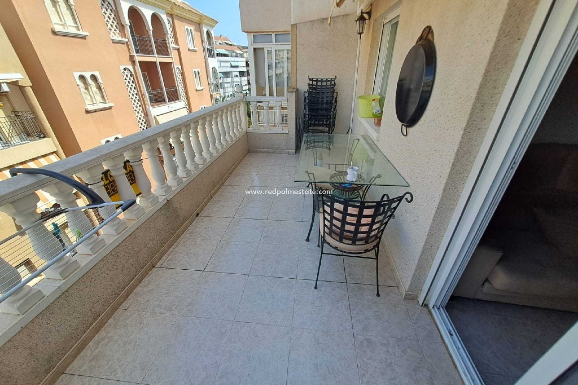 Resale - Apartment -
Torrevieja - Costa Blanca