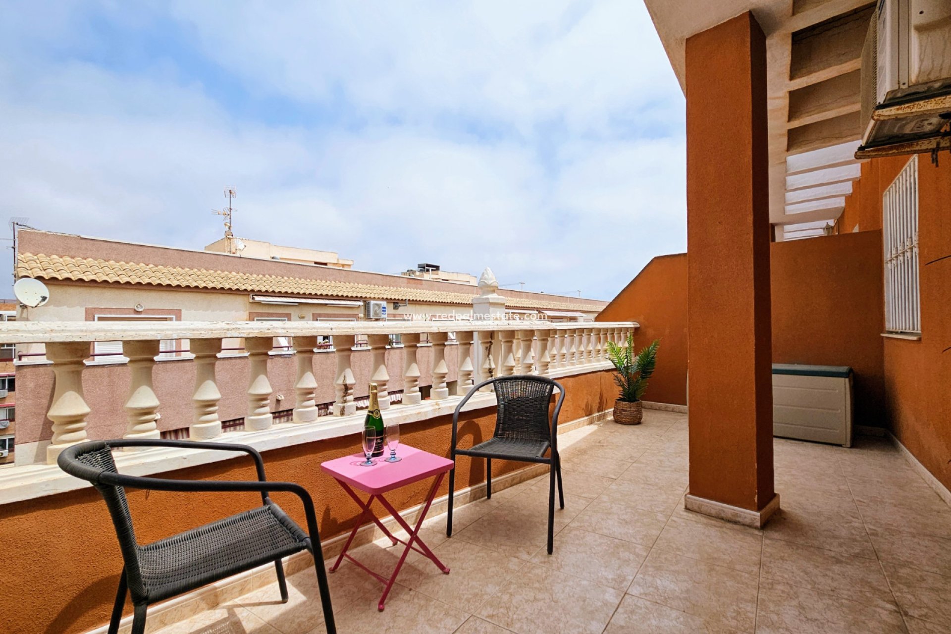 Resale - Apartment -
Torrevieja - Costa Blanca