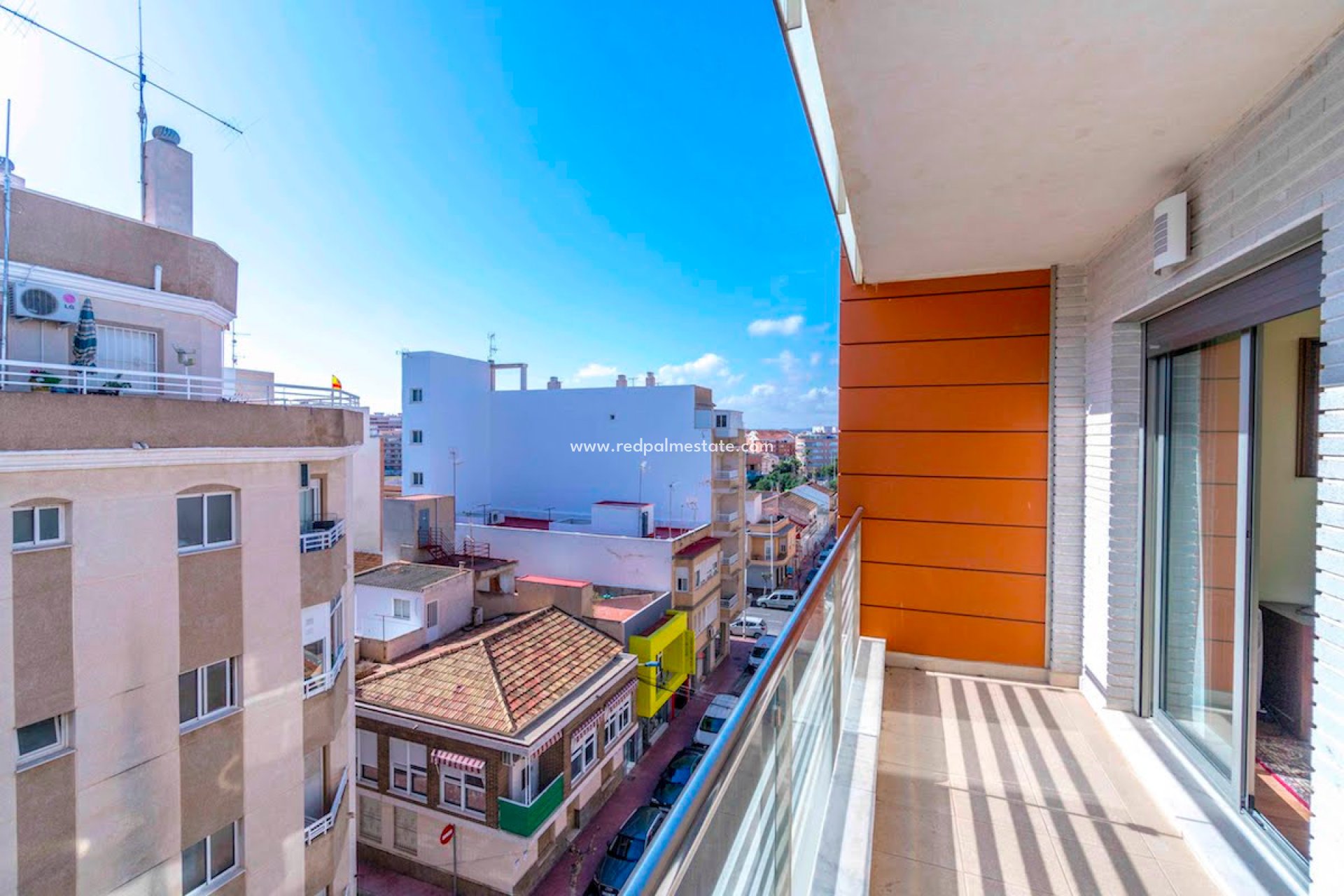 Resale - Apartment -
Torrevieja - Costa Blanca