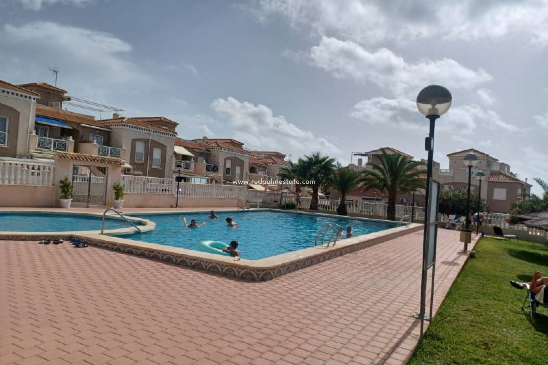 Resale - Apartment -
Torrevieja - Costa Blanca