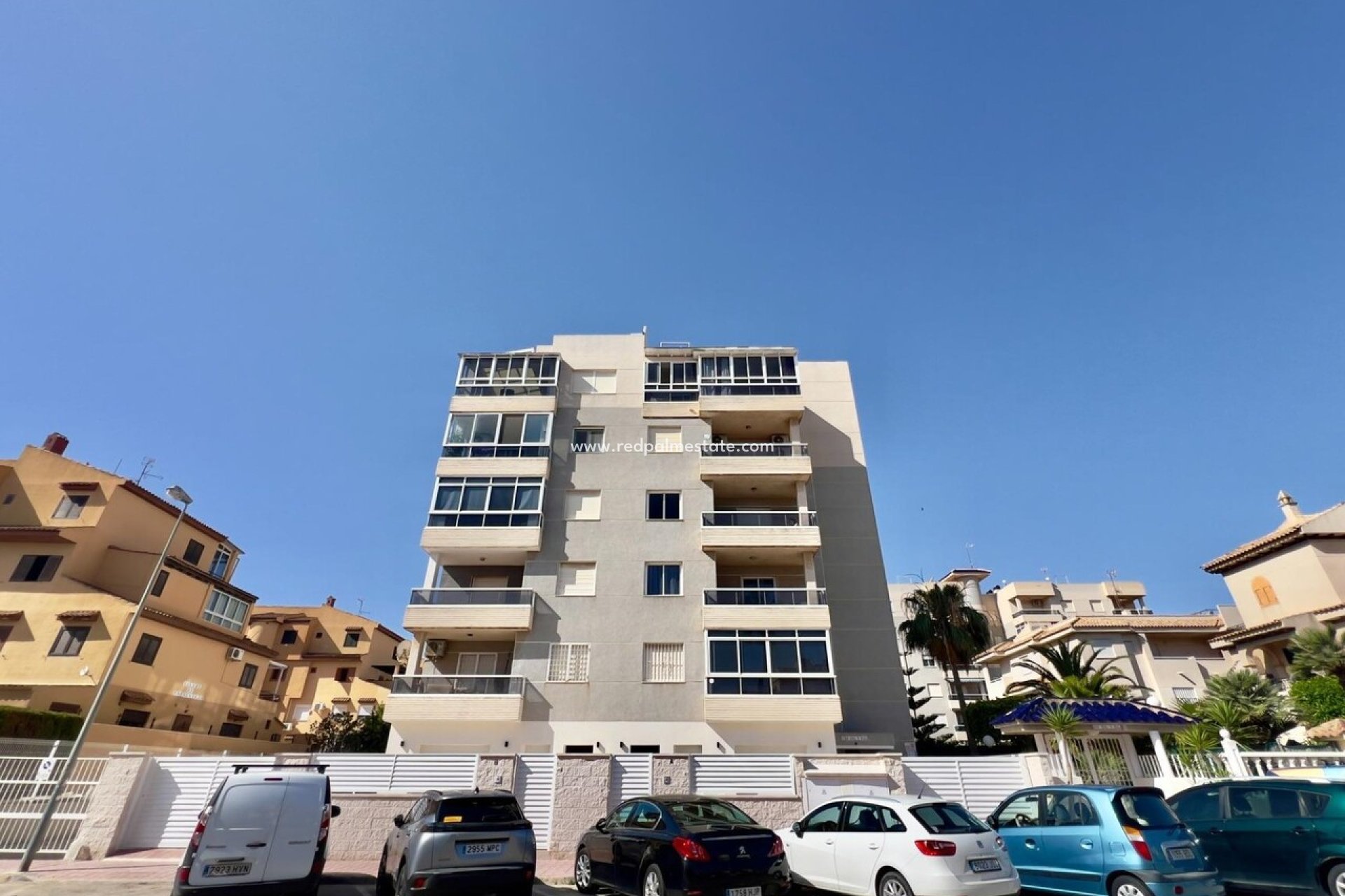 Resale - Apartment -
Torrevieja - Costa Blanca