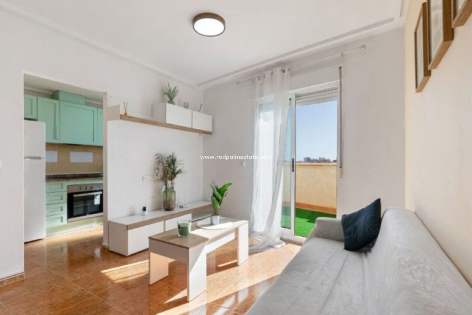 Resale - Apartment -
Torrevieja - Costa Blanca