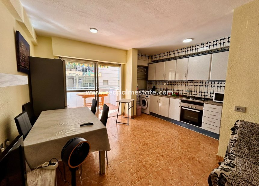 Resale - Apartment -
Torrevieja - Curva del Palangre