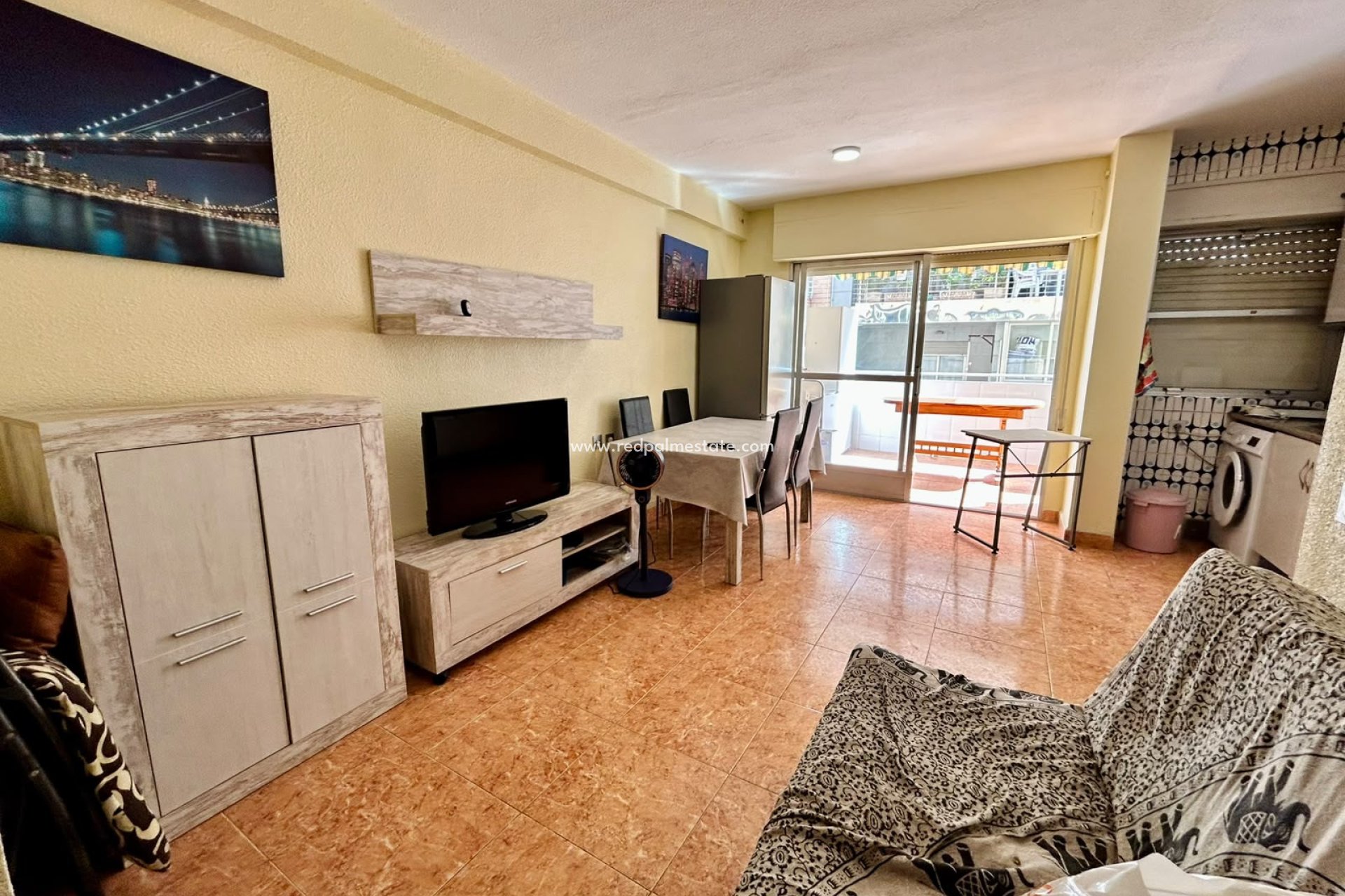 Resale - Apartment -
Torrevieja - Curva del Palangre