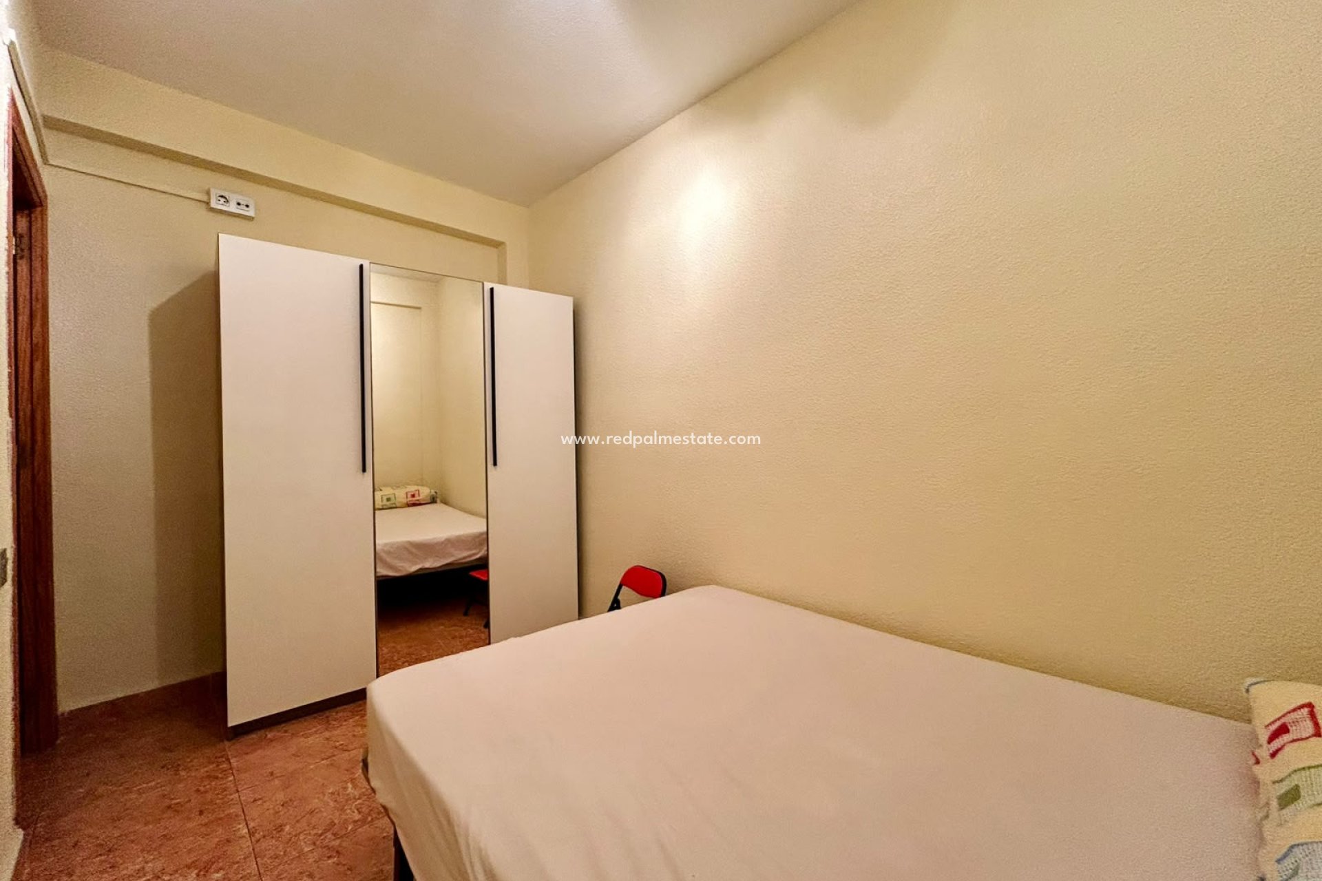 Resale - Apartment -
Torrevieja - Curva del Palangre