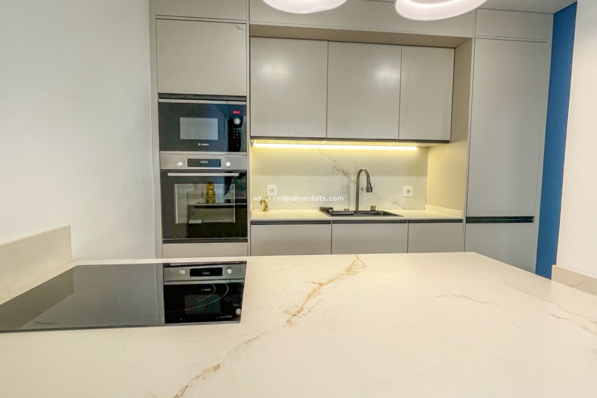 Resale - Apartment -
Torrevieja - El Acequión - Los Náufragos