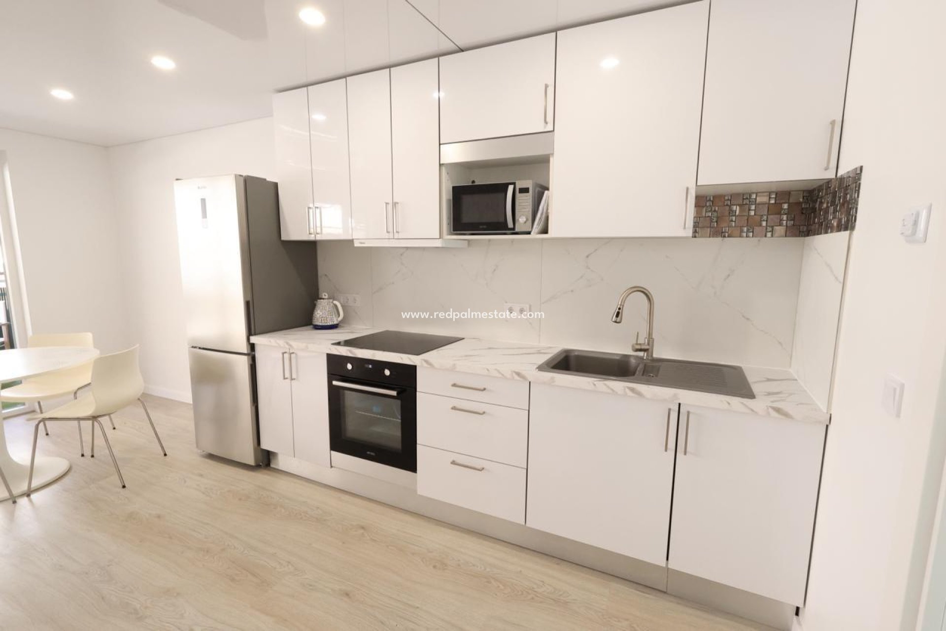 Resale - Apartment -
Torrevieja - El Acequión - Los Náufragos