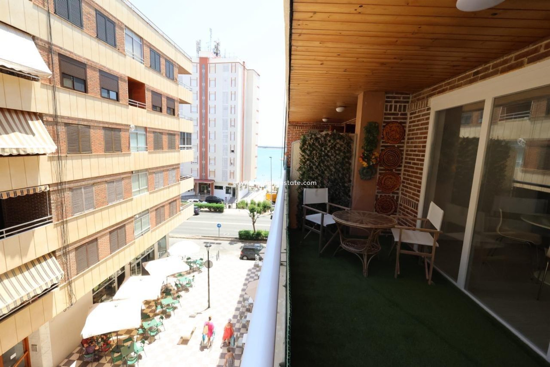 Resale - Apartment -
Torrevieja - El Acequión - Los Náufragos