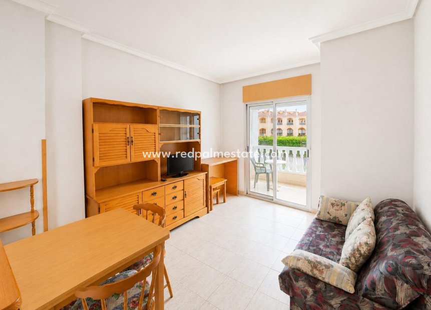 Resale - Apartment -
Torrevieja - El Acequión - Los Náufragos