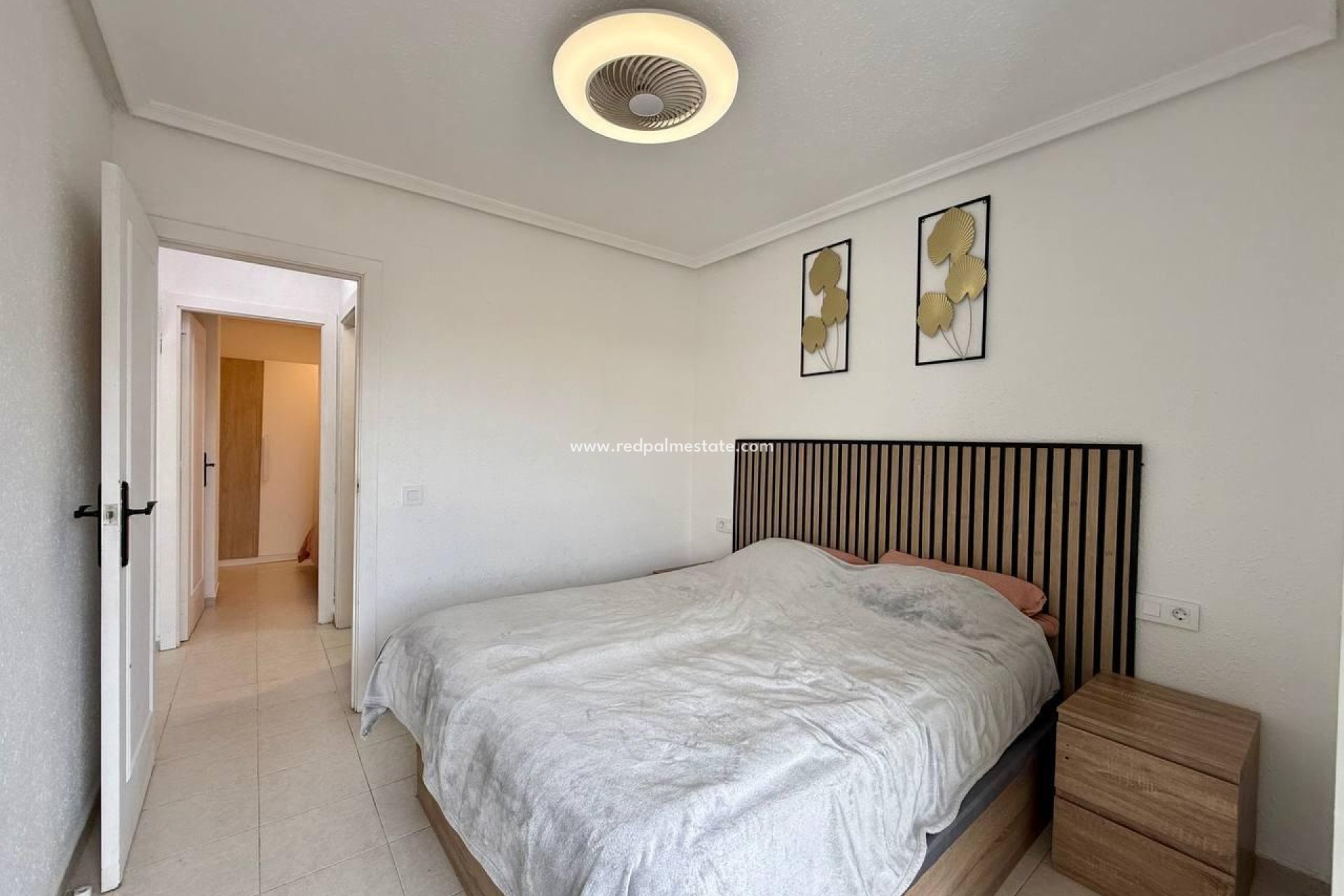 Resale - Apartment -
Torrevieja - El Acequión - Los Náufragos