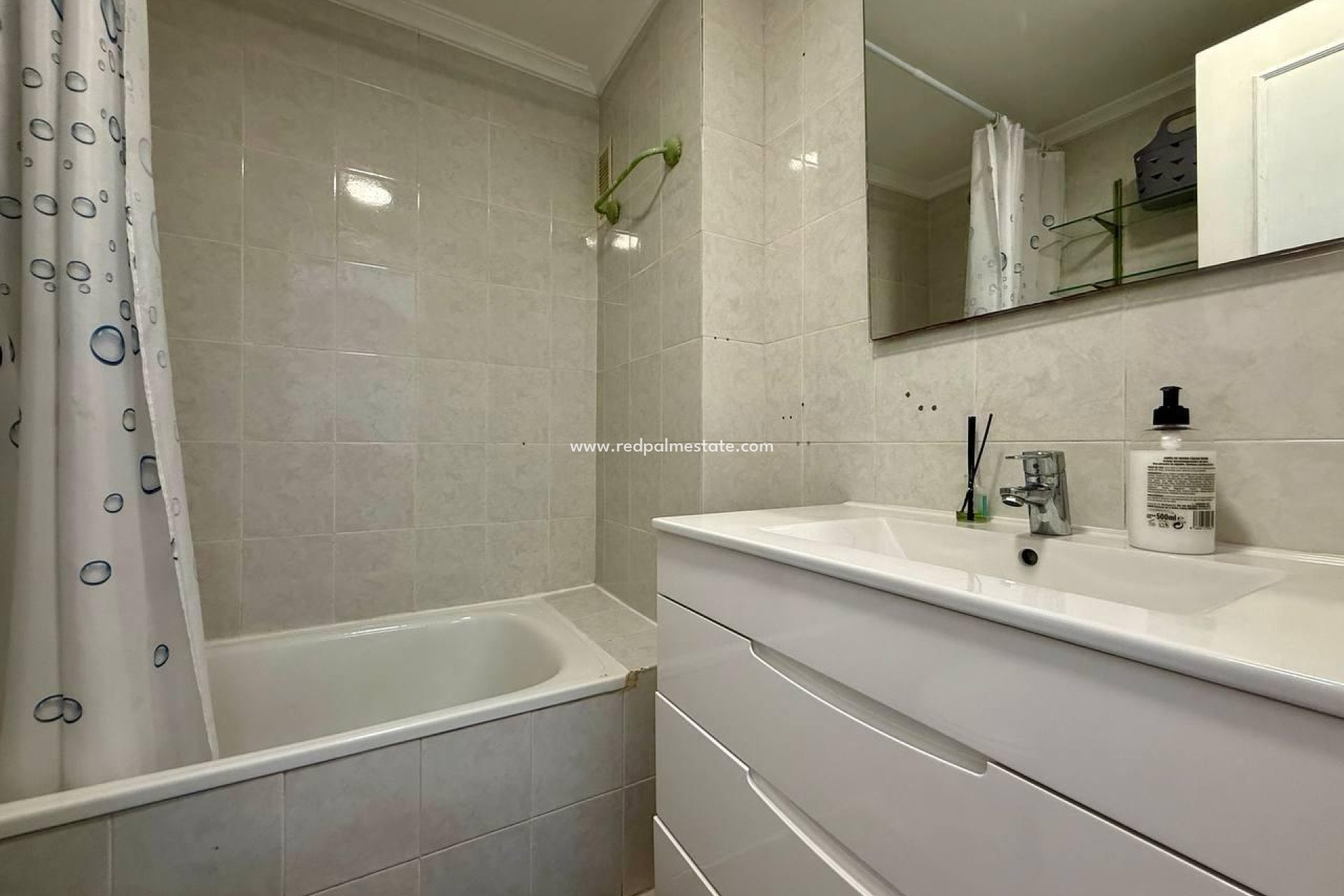 Resale - Apartment -
Torrevieja - El Acequión - Los Náufragos